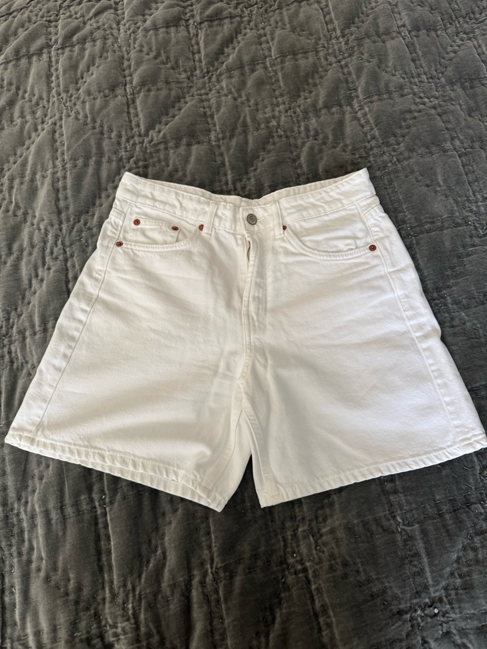 Zara Women's White High-Rise Cotton Shorts 6